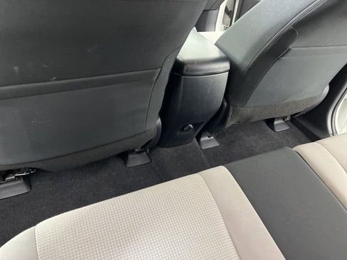 Used 2018 Toyota RAV4 XLE image 44