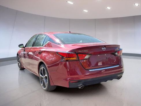 Used 2023 Nissan Altima 2.5 SR image 3