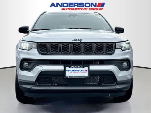 New 2026 Jeep Compass Latitude image 14