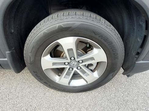 Used 2023 Honda Pilot EX-L image 3