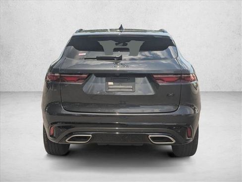 Used 2026 Jaguar F-PACE R-Dynamic S image 7