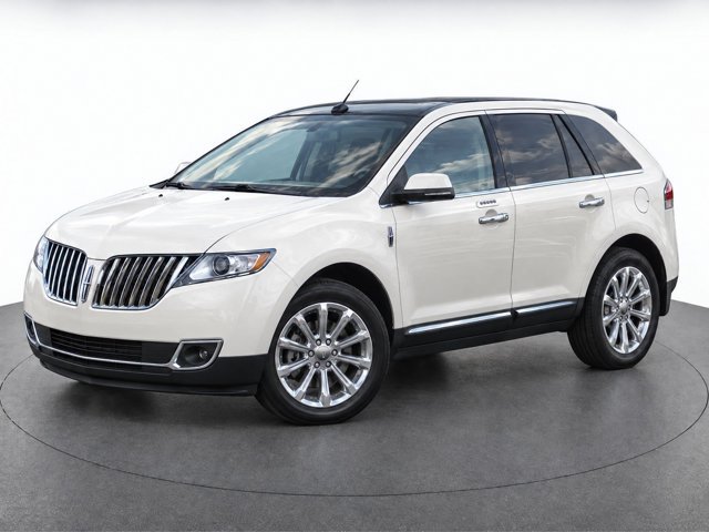 Used 2015 Lincoln MKX AWD w/ Equipment Group 102A image 9