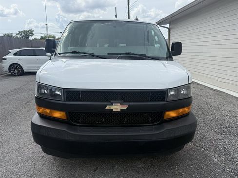 Used 2018 Chevrolet Express 3500 LS RWD image 14