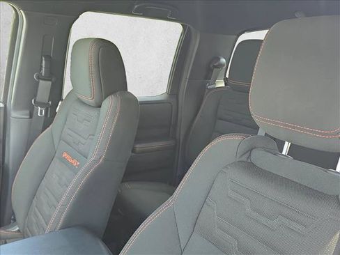 Used 2026 Nissan Frontier PRO-4X AWD/4WD image 17