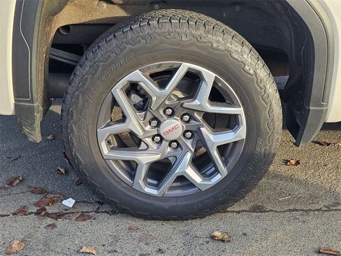 Used 2020 GMC Sierra 1500 Denali w/ Denali Ultimate Package image 9