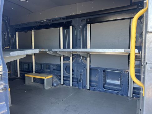 Used 2019 Ford Transit 250 148 High Roof Extended RWD image 9