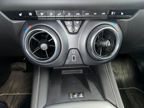 Certified 2023 Chevrolet Blazer LT w/ Convenience Package image 14