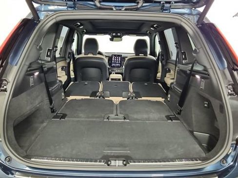 New 2026 Volvo XC90 B6 Plus w/ Protection Package Premier AWD/4WD image 44