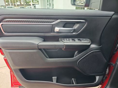 New 2026 RAM 1500 4x4 Crew Cab image 27