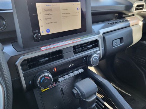 Certified 2025 Toyota Tacoma SR5 image 11