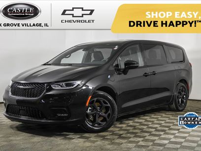 Used 2022 Chrysler Pacifica Touring-L w/ S Appearance Package