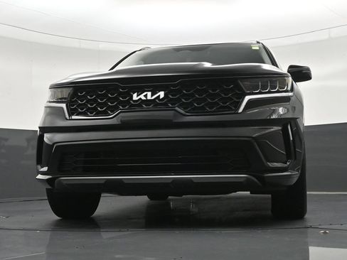 Used 2023 Kia Sorento S w/ Panoramic Sunroof Package FWD image 34