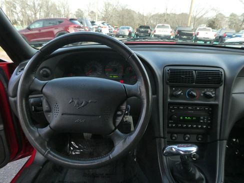 Used 2002 Ford Mustang GT image 13