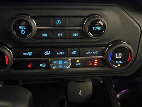 Used 2025 Ford Bronco Big Bend image 18