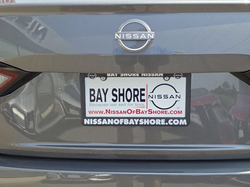Certified 2025 Nissan Altima 2.5 SR FWD image 31