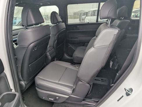 New 2026 Hyundai Santa Fe Calligraphy image 9