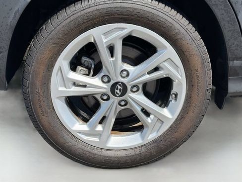 Used 2023 Hyundai Kona SEL AWD/4WD image 8