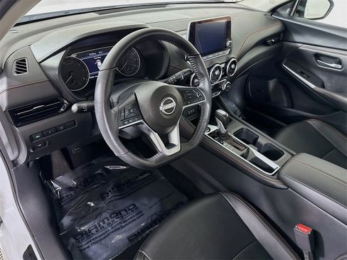 Certified 2024 Nissan Sentra SR w/ SR Premium Package image 19