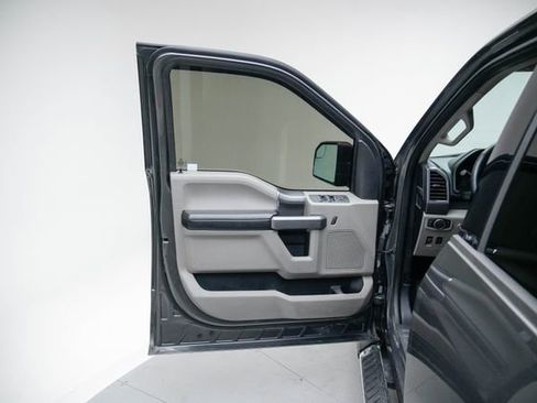 Used 2018 Ford F150 XLT w/ Equipment Group 302A Luxury image 22