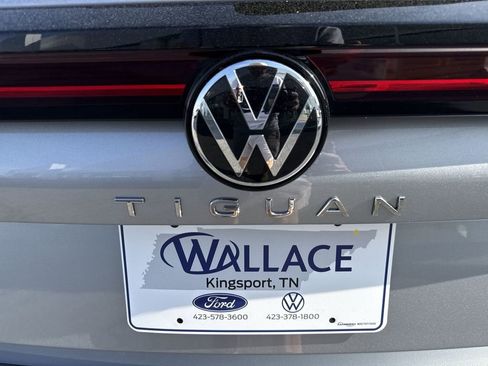 New 2026 Volkswagen Tiguan SE AWD/4WD image 6