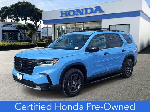 Certified 2024 Honda Pilot TrailSport image 1