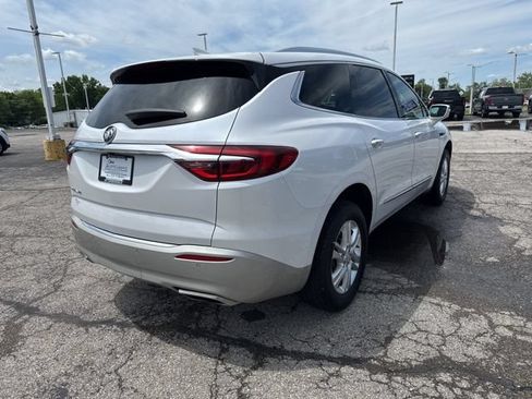 Used 2020 Buick Enclave Essence FWD image 16