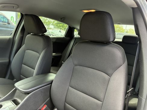 Used 2023 Chevrolet Malibu LT FWD image 21