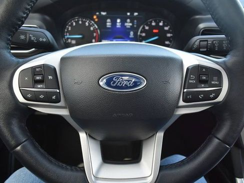 Used 2023 Ford Explorer XLT w/ Equipment Group 202A image 18