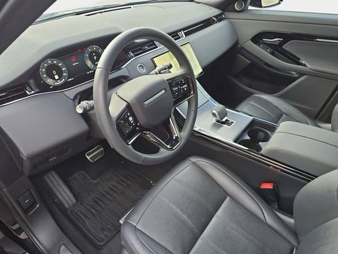 Certified 2025 Land Rover Range Rover Evoque Dynamic SE AWD/4WD image 19