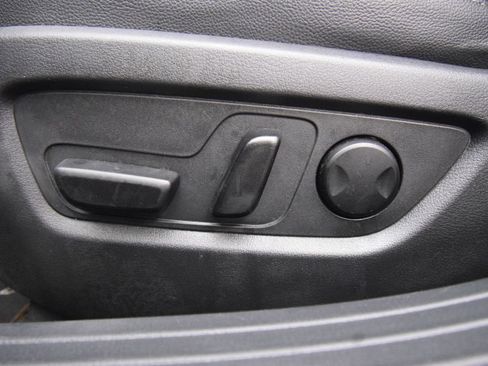 Used 2024 MAZDA CX-50 AWD 2.5 S w/ Preferred Package image 24