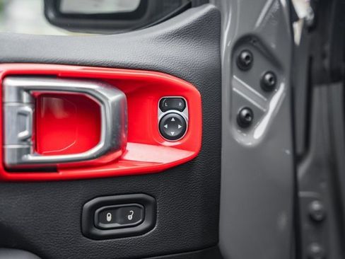 Used 2021 Jeep Gladiator Overland w/ Popular Equipment Package image 43