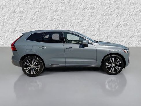 Used 2022 Volvo XC60 B6 Inscription w/ Advanced Package image 2