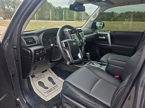 Used 2024 Toyota 4Runner SR5 Premium w/ Moonroof Package image 16