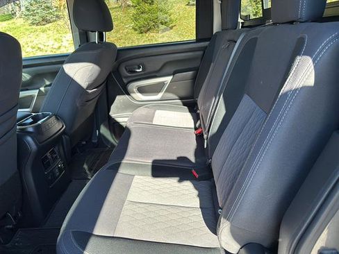 Used 2020 Nissan Titan SV w/ SV Convenience Package image 16