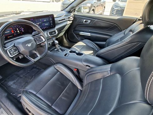 Used 2024 Ford Mustang Premium image 18