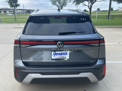 Certified 2026 Volkswagen Tiguan S FWD image 8