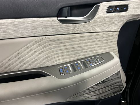 Used 2025 Hyundai Palisade Calligraphy image 12