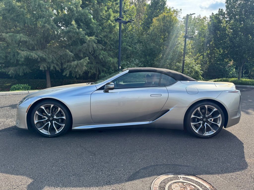 Used 2021 Lexus LC 500 Convertible w/ Touring Package RWD image 2