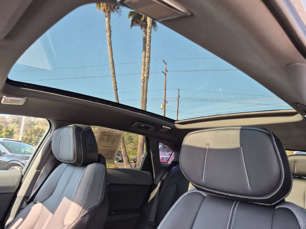 Used 2026 Cadillac Optiq Sport 1 RWD image 11