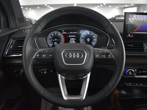 Used 2023 Audi Q5 2.0T Premium Plus AWD/4WD image 19