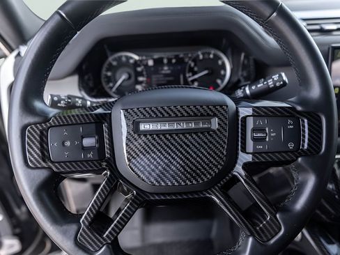 Used 2023 Land Rover Defender 130 SE AWD/4WD image 15