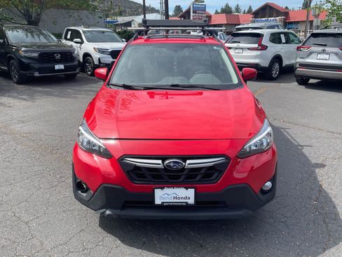 Used 2021 Subaru Crosstrek 2.0i Premium w/ Moonroof Package AWD/4WD image 8