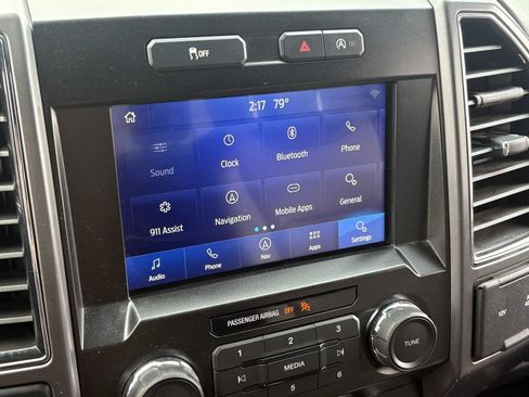 Used 2020 Ford F150 XLT w/ Equipment Group 302A Luxury AWD/4WD image 13