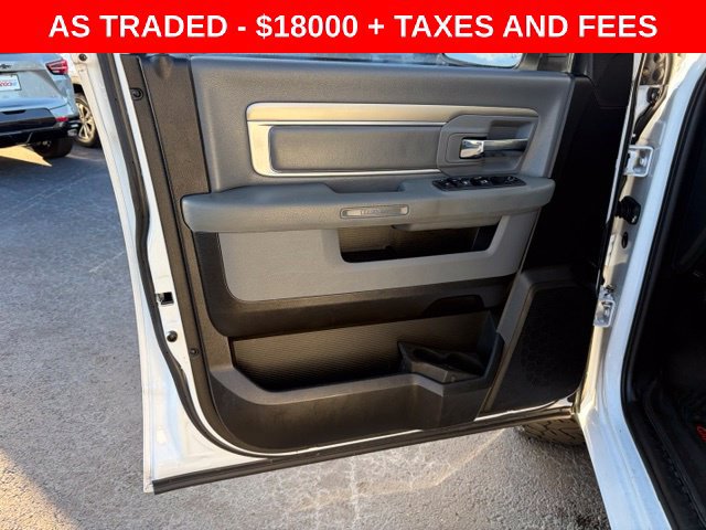 Used 2019 RAM 1500 Classic SLT RWD image 12