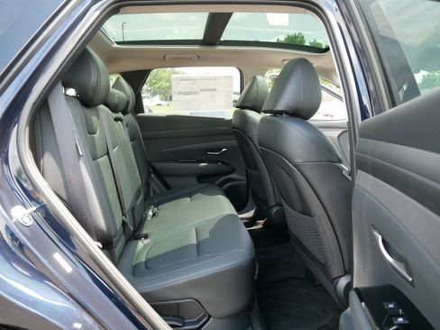 Certified 2026 Hyundai Tucson Limited AWD/4WD image 17