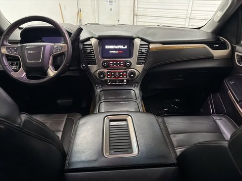 Used 2016 GMC Yukon Denali w/ Open Road Package image 23