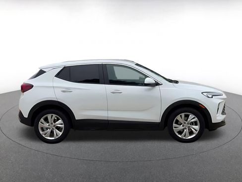 Used 2025 Buick Encore GX Preferred FWD image 16