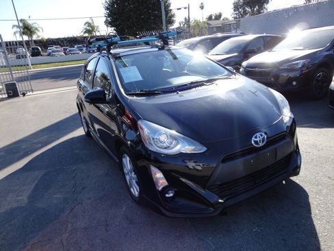 Used 2017 Toyota Prius C Four FWD image 8