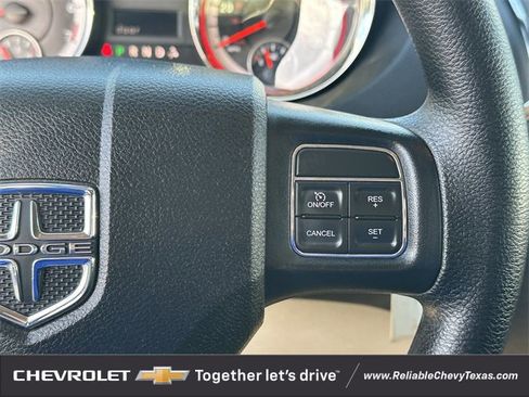 Used 2018 Dodge Grand Caravan SE w/ UConnect Hands-Free Group image 15