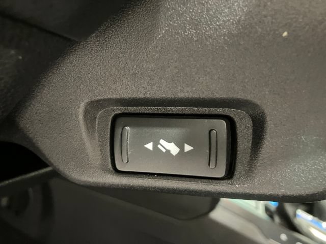 Used 2016 Ford Explorer Limited w/ Equipment Group 301A AWD/4WD image 39